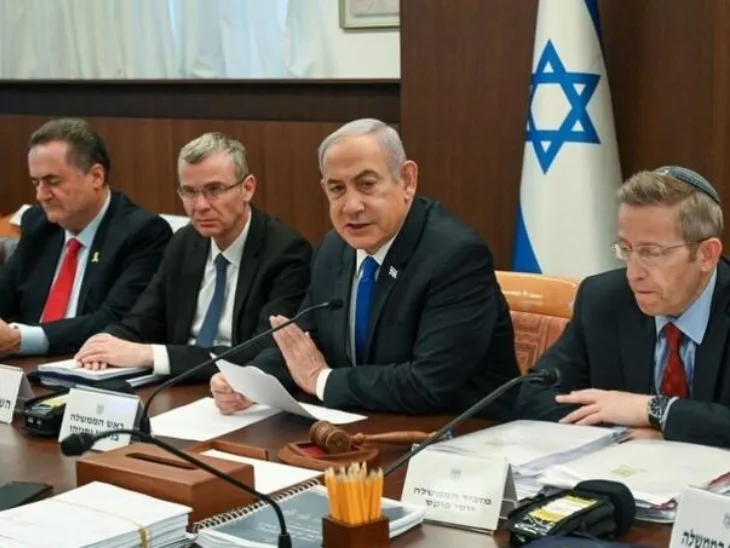 Benjamin Netanyahu vlada 04