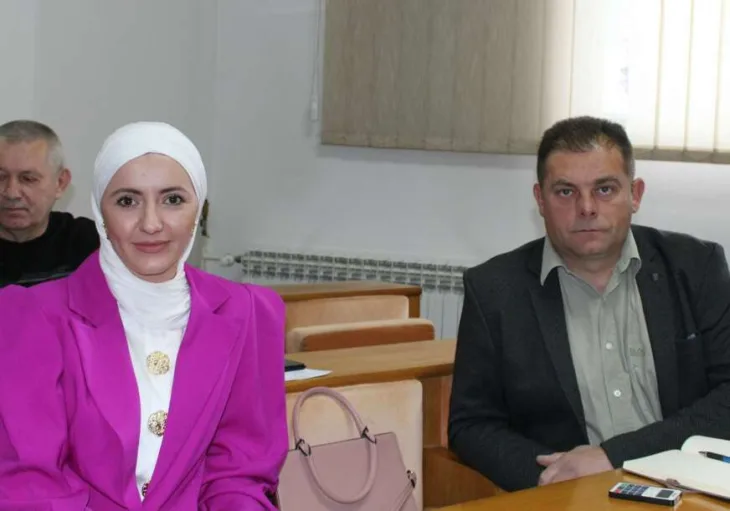 Emina Dzano Enis Bogilovic