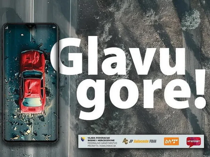Auto jedan pogled na mobitel moze biti koban glavu gore glavugore 69ce3b33c28a1