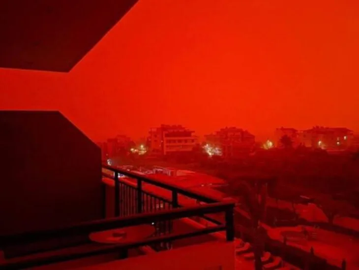 Crcka 04 Crveni dim prekrio nebo