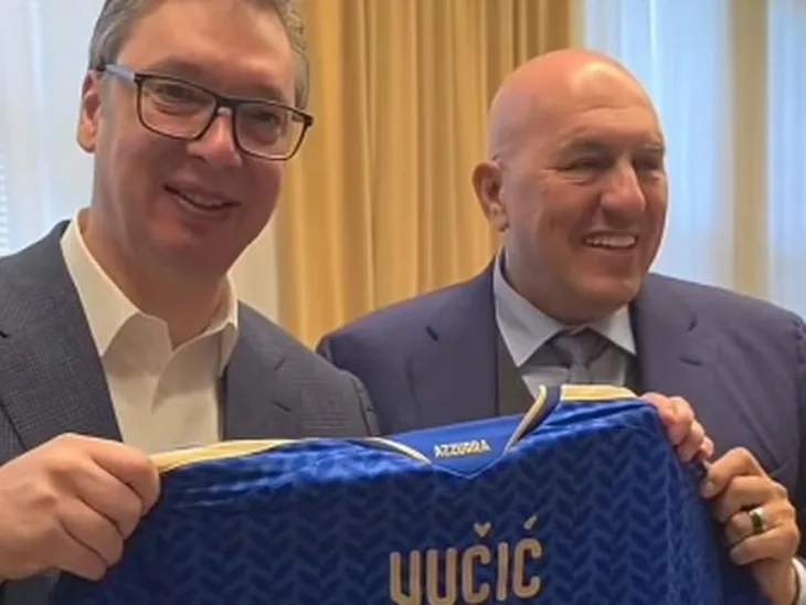 Aleksandar vucic italijanski ministar odbrane Guido Crosetto dres italije