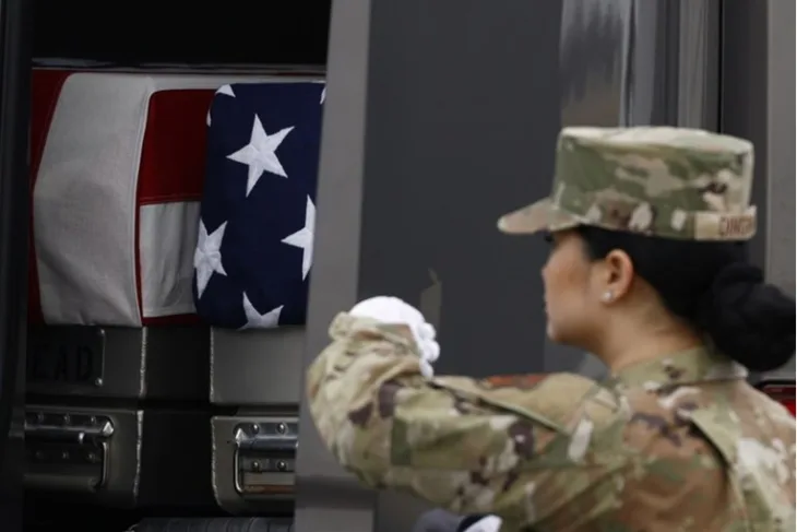 Sahrana americkog vojnika epa ubijeni americki vojnik u napadima Irana