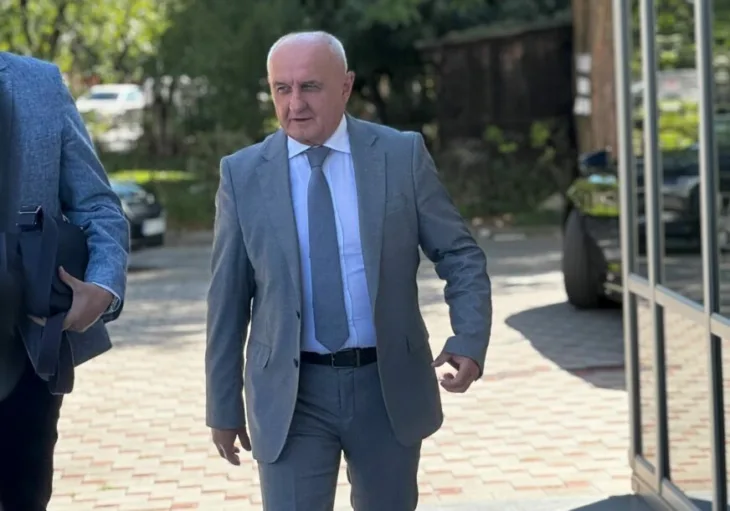 Petar djokic 1 scaled e1756731668969 872x610