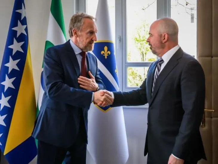 John Ginkel Bakir Izetbegovic