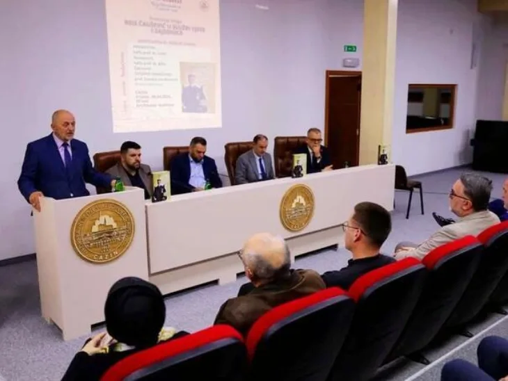 Promovisana knjiga o reisu causevicu vizionarska misao koja nadilazi vrijeme cazin causevic 69da13ca5010e