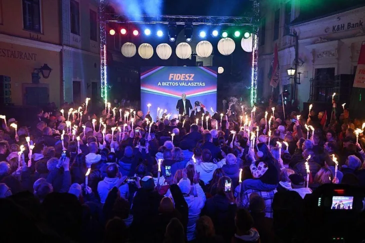 Fidesz i Orban na izbornom sastanku