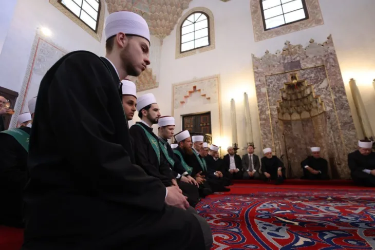 hafizi gazi hesrev begova dzamija