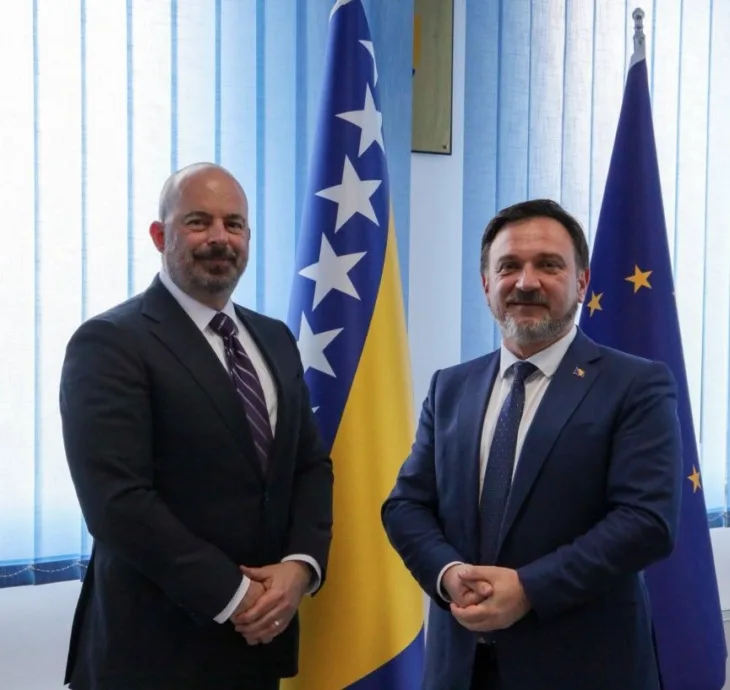 Ginkel i Hasičević