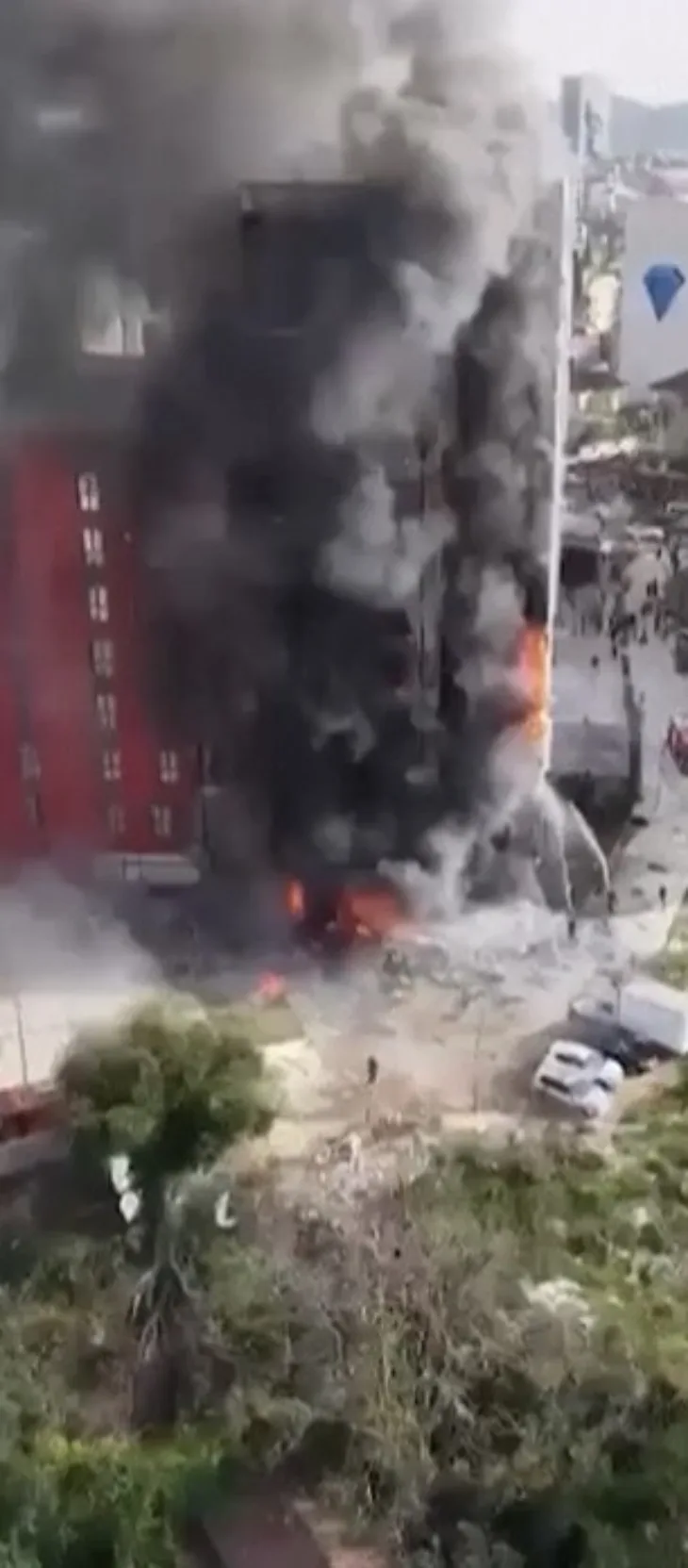 Tirana požar zgrada