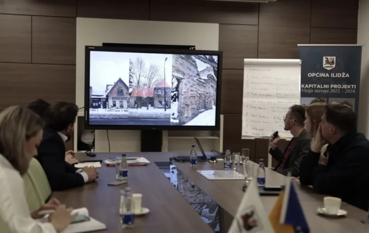 Stara željeznička stanica ulaze