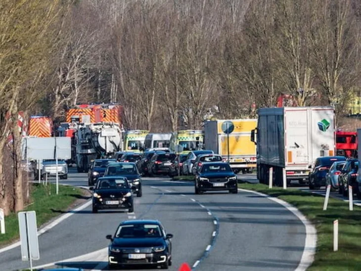 Danska 04 sudar vozova