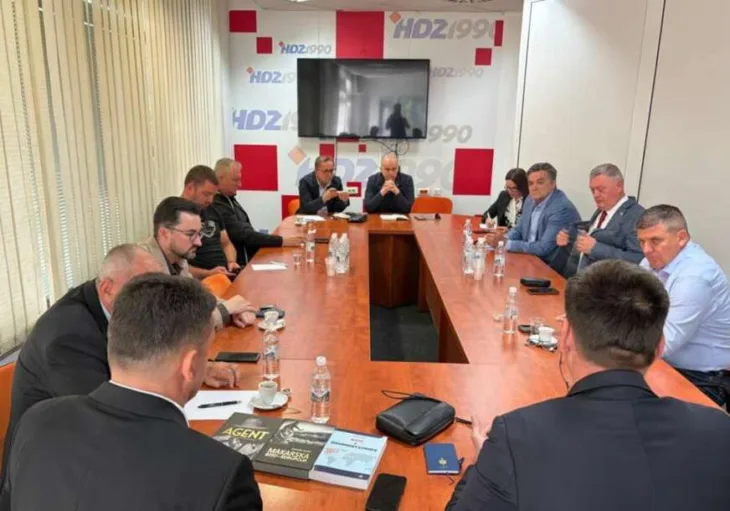 Petorka u mostaru 872x610