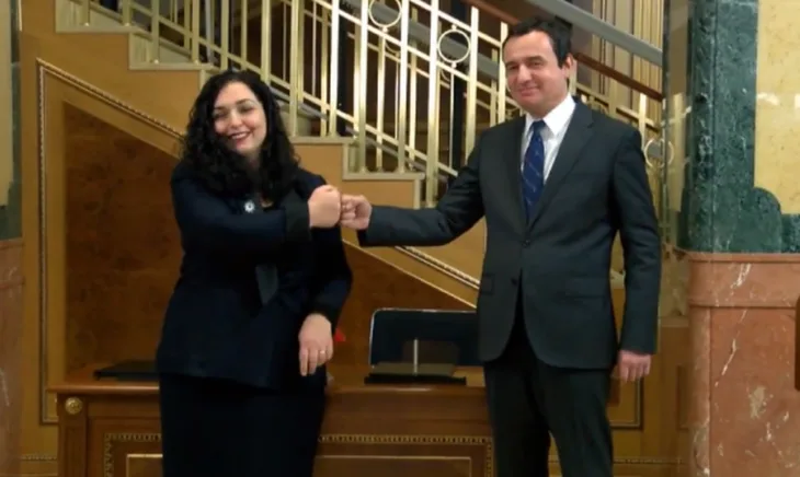 Vjosa Osmani Albin Kurti