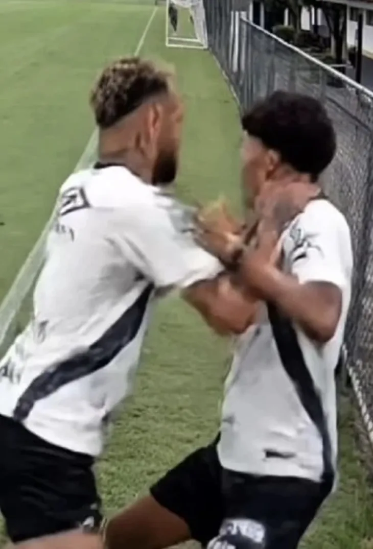 Neymar i Robinho Junior tuča