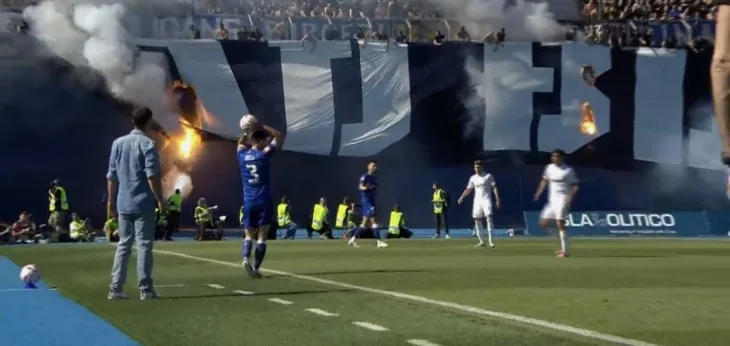 Dinamo zagreb utakmica zapaljen transparent BBB-a