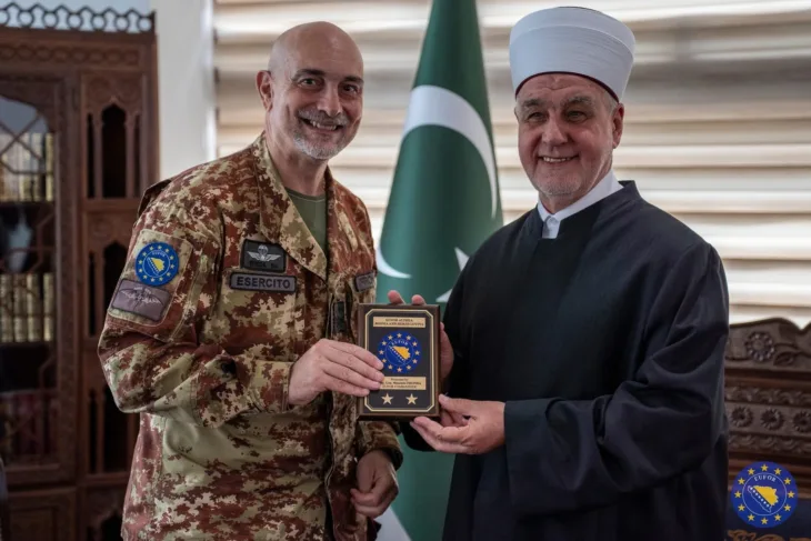 eufor Maurizio Fronda i reis Kavazovic