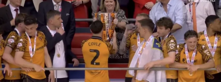 IMG Hull city hadziahmetovic zastava ljiljana