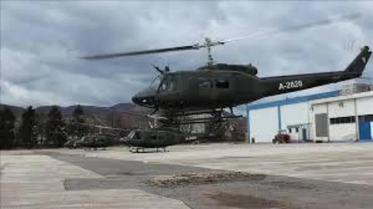 Helikopter os