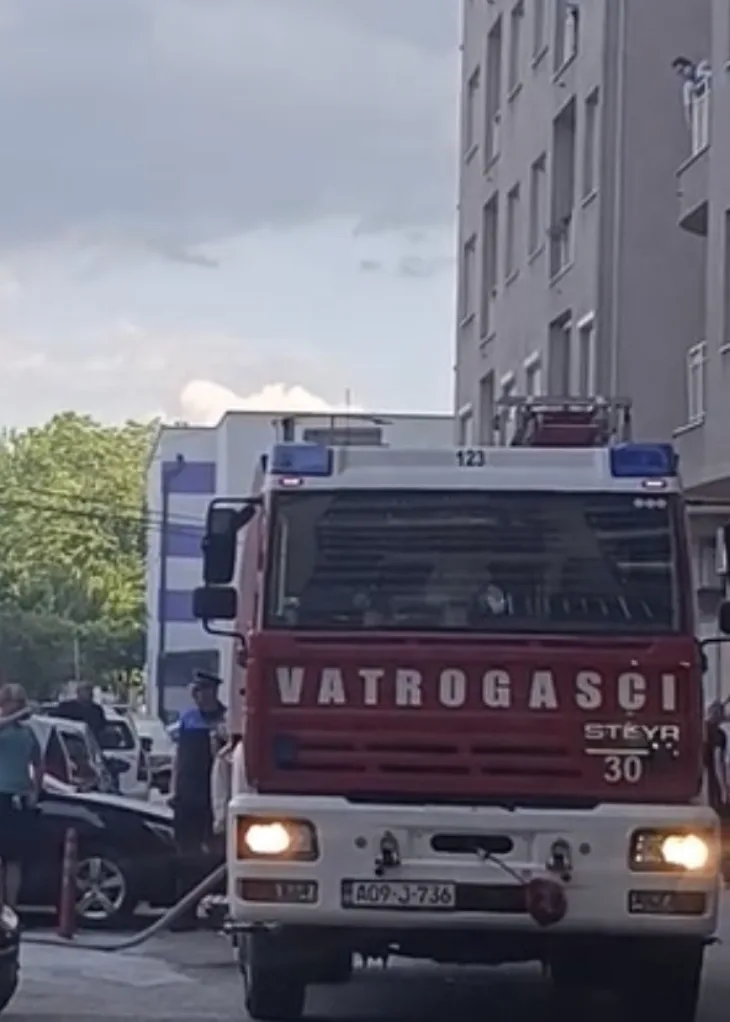 Vatrogasci stup