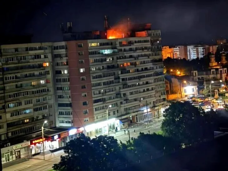 Rumunija 05 Dron pogodio stambenu zgradu ima povrijedenih