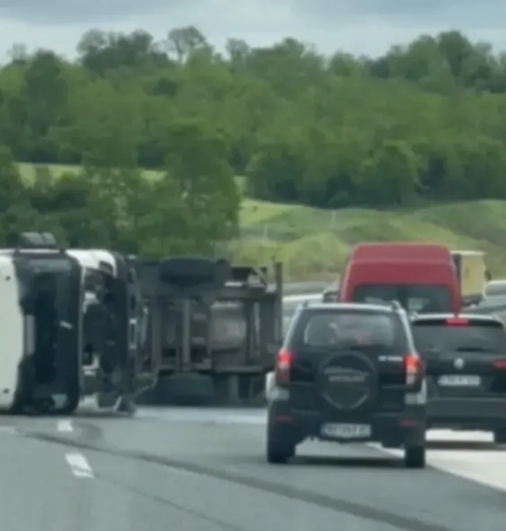 Doboj cisterna s mlijekom autoput