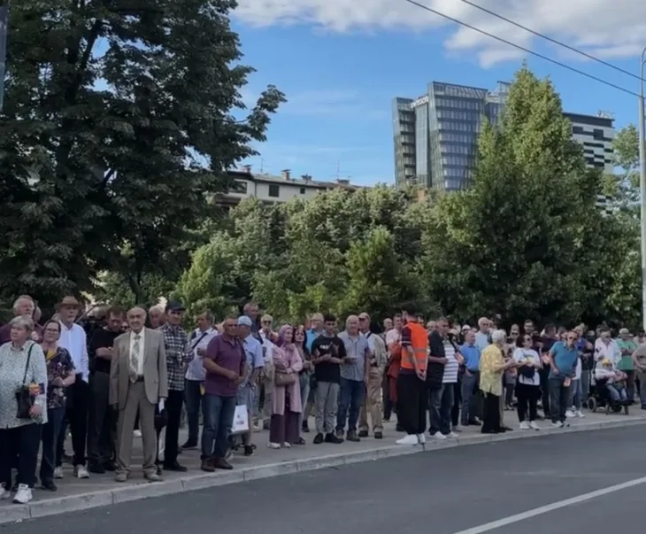 ohr protest krug 99