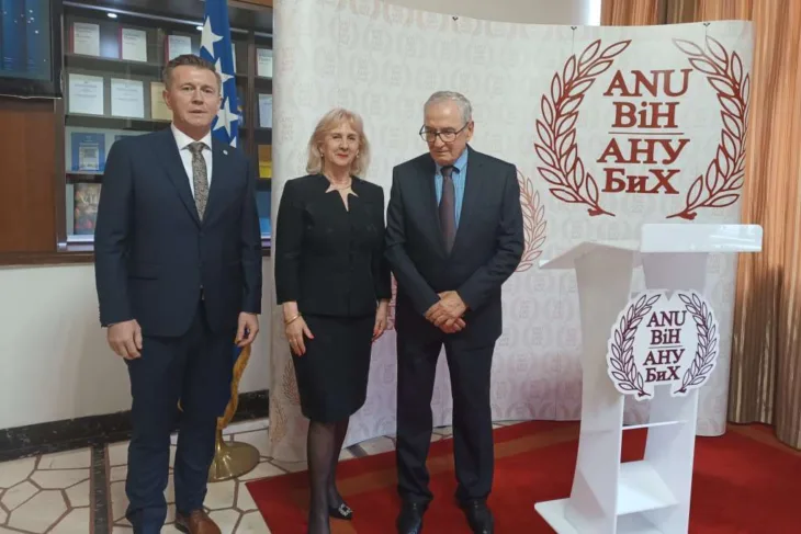 Anu bih / fena