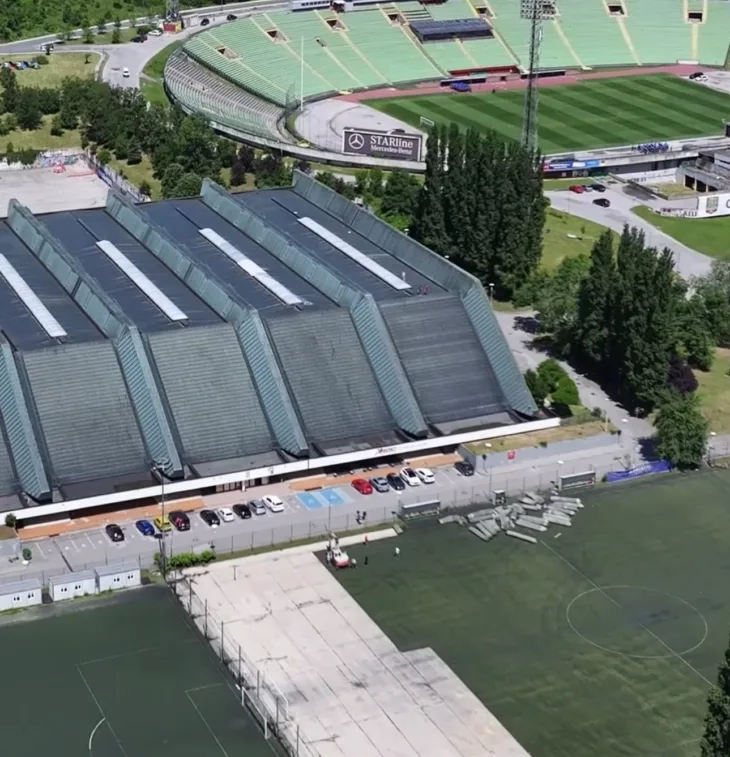 Opcina Centar pomocni teren stadiona asim ferhatovic hase obnova trave