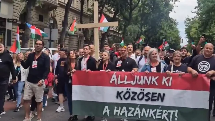 Mađarska protesti