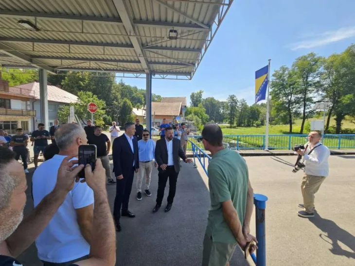 Granicni prijelaz Trzacka Rastela