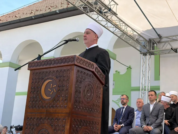 Kavazovic Azizija džamija u Orašju/