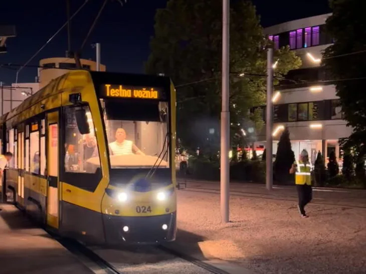 Obavljena prva testna voznja Tramvaj sve blize Hrasnici