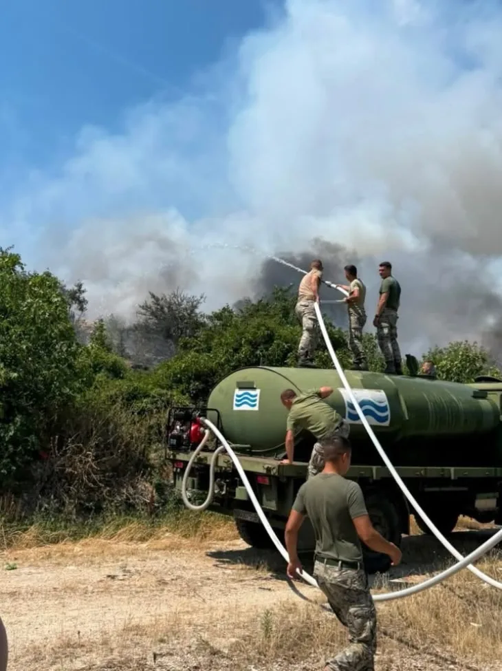 Mostar pozar osbih deponija