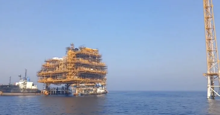 Iran naftna platforma u perzijskom zaljevu