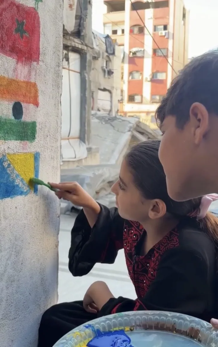 Gaza djeca crtala zastavu bih
