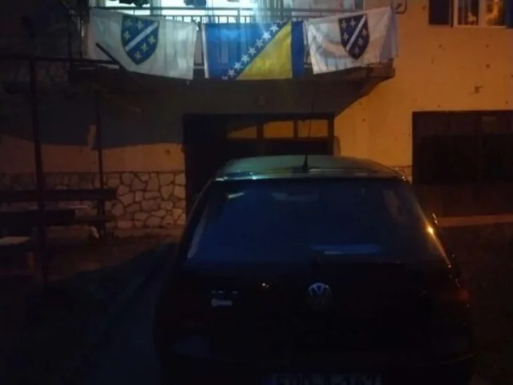 Mahir Mirvić Povratniku u Novo Gorazde nocas oduzete zastave s ljiljanima