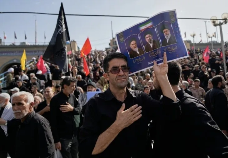 iran 07 Ali Hamenei dzenaza