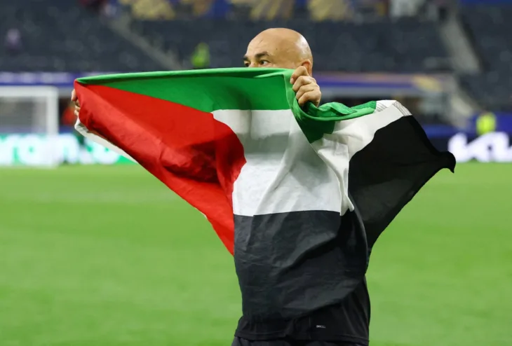 Hossam Hassan palestina zastava