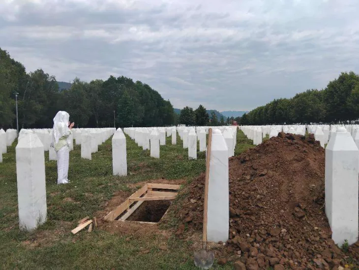 Srebrenica mezari potocari 2 6a4e346da021f