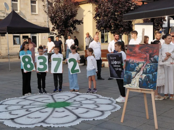 Livno srebrenica / fena