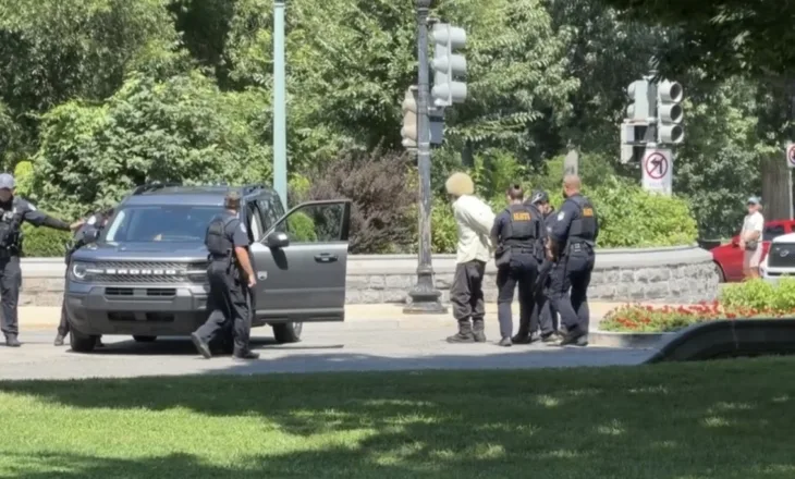 Washington haosenje ispred američkog Kapitola