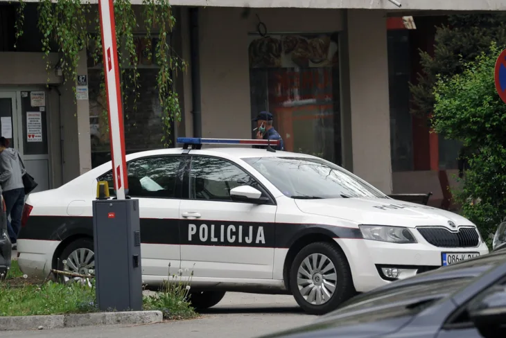 Policija tuzla