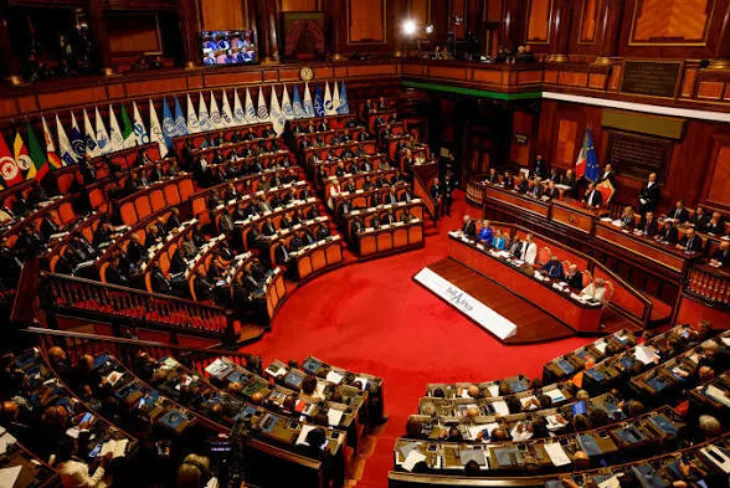 Italija parlament