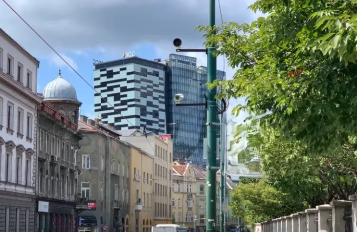 Nova kamera na Marijin Dvoru biljezi vozila koja nepropisno koriste tramvajske sine