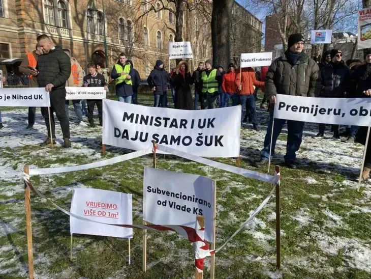 protesti maldi za stanove