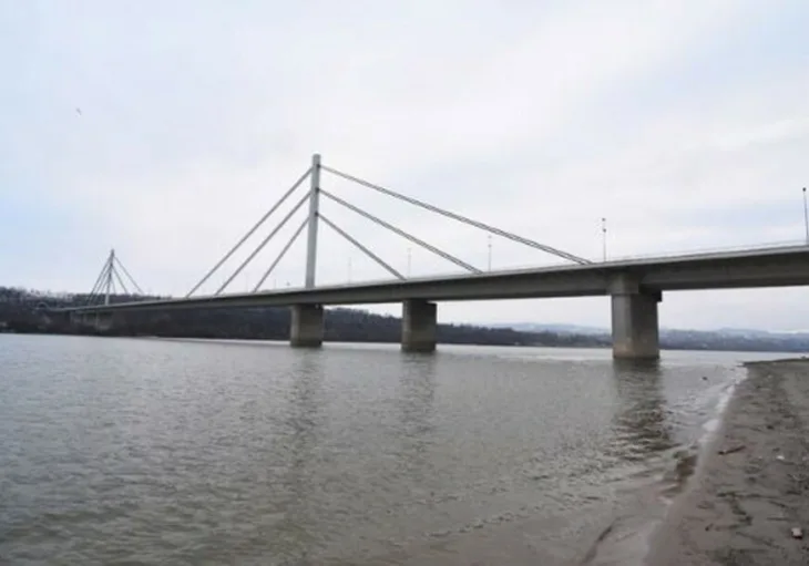 Dunav Novi Sad1  most