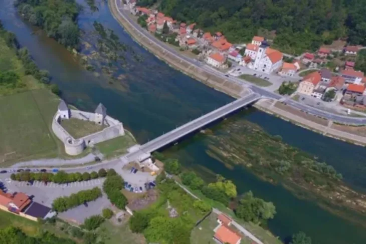 Bosanska Kostajnica