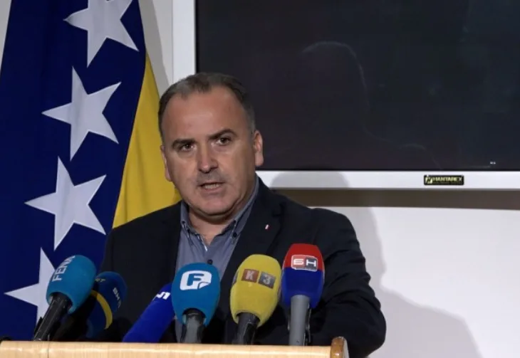 Dženan Đonlagić ?