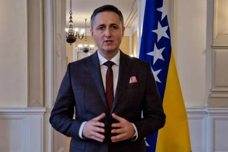 Denis becirovic 11 696x464
