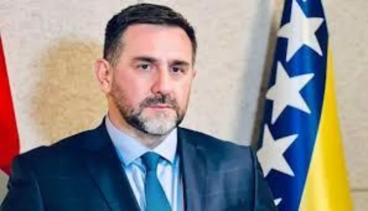 Edin Ramić fb